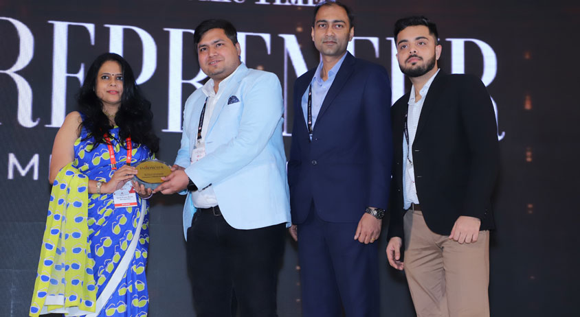Infibeam Avenues Ltd's CCAvenue gets Honoured with the Prestigious 'Web & Mobile App Development' Award at Economic Times' ET Entrepreneur Awards 2024