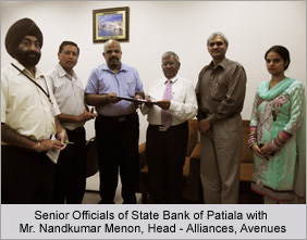 Senior Officials of State Bank of Patiala with Mr. Nandkumar Menon, Head - Alliances, Avenues Senior Officials of State Bank of Patiala with Mr. Nandkumar Menon, Head - Alliances, Avenues