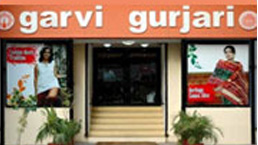 Gujarat Handloom to launch e-commerce website; Ties-up with eBay